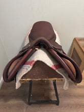 Load image into Gallery viewer, 16.5” Ovation Adjustable AP Saddle