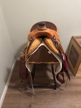 Load image into Gallery viewer, 15” Synergist Western Saddle