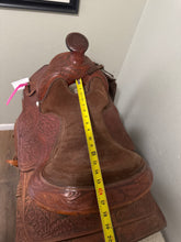Load image into Gallery viewer, 15” MacPherson Equitation Western Saddle