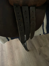 Load image into Gallery viewer, 16” Collegiate AP English Saddle