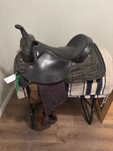 Load image into Gallery viewer, 16.5” Big Horn Hybrid Western Saddle