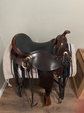 Load image into Gallery viewer, 17.5” Parelli Western Saddle