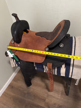 Load image into Gallery viewer, 16” Royal King Western Saddle