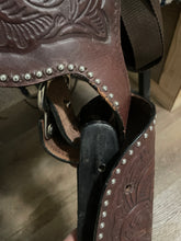 Load image into Gallery viewer, 12.5” Child’s King Series Western Saddle