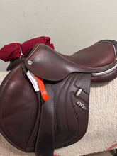 Load image into Gallery viewer, 17" CWD 2GS 2023 Jump Saddle