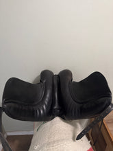 Load image into Gallery viewer, 16.5” JRD Concord Dressage Saddle
