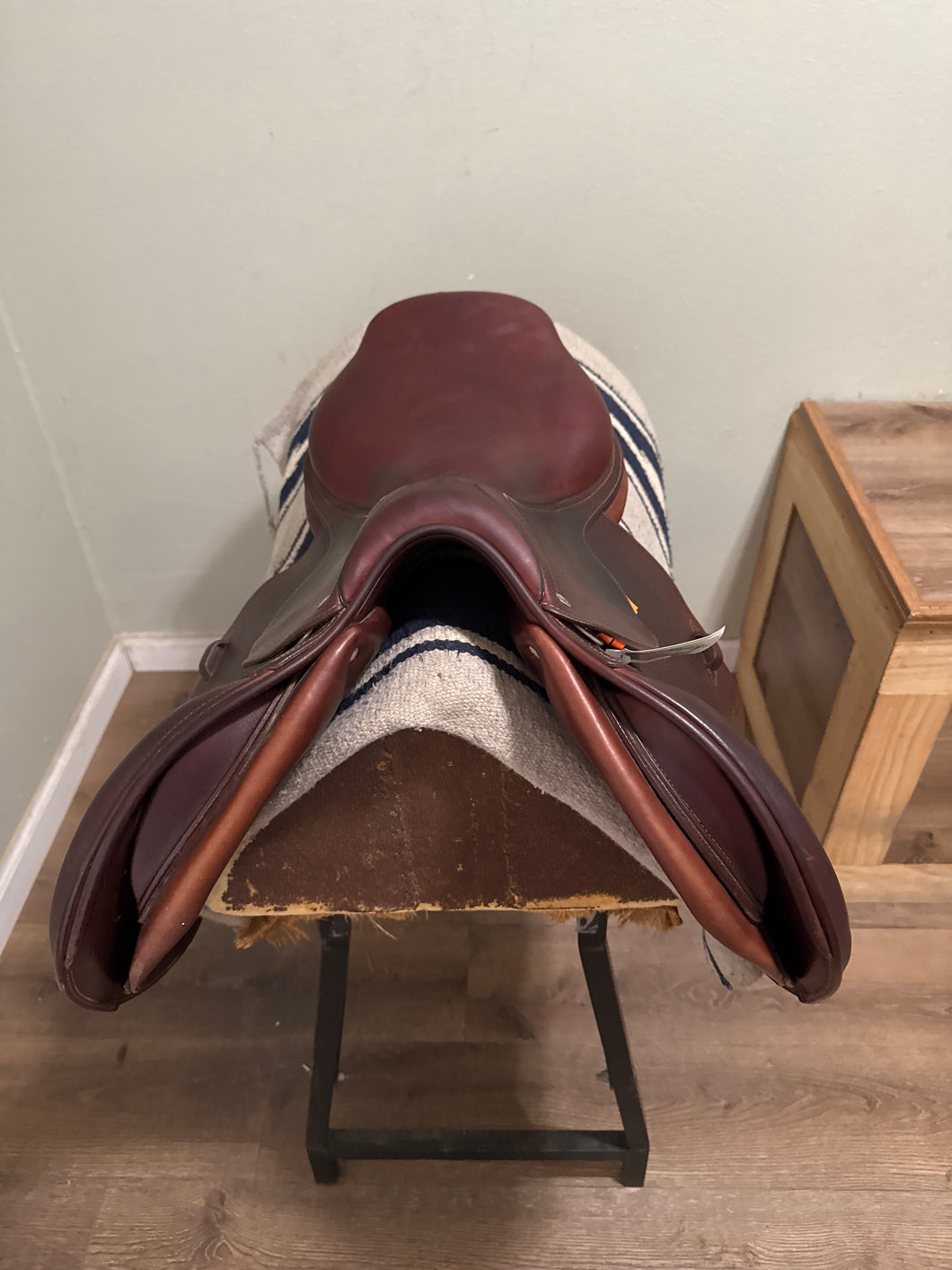 17” CWD SE02 2009 Jump Saddle