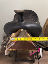 Load image into Gallery viewer, 16” Wintec Western Saddle