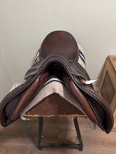 Load image into Gallery viewer, 17” Equiline Jump Saddle