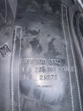 Load image into Gallery viewer, 17” Blk CWD Monoflap SE08 Dressage Saddle 2014