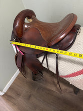Load image into Gallery viewer, 15” Sharon Saares Endurance Saddle