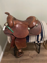 Load image into Gallery viewer, 16” Sky Horse Western Saddle