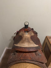 Load image into Gallery viewer, 15.5 Billy Cook Western Rope Saddle