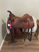 Load image into Gallery viewer, 15” Western Saddle