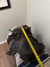 Load image into Gallery viewer, 16” Queensland Outrider Australian Saddle