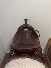 Load image into Gallery viewer, 17” Tucker Western Saddle