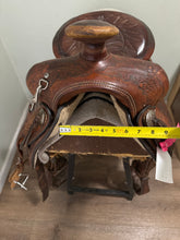 Load image into Gallery viewer, 15” Textan Hereford Western Saddle