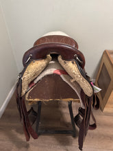 Load image into Gallery viewer, 15” Sharon Saares Endurance Saddle