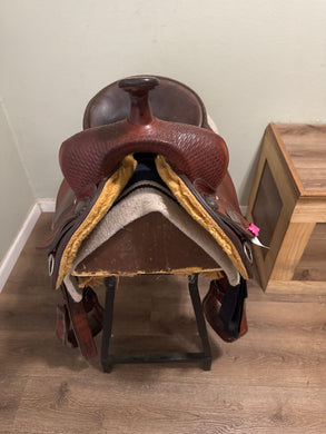 15” Crates Western Saddle