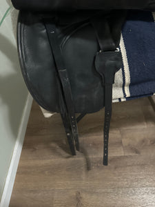 16” M Toulouse Dressage Saddle