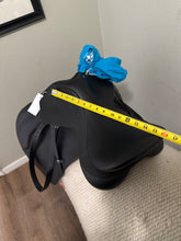 Load image into Gallery viewer, 16” Wintec Adjustable AP English Saddle