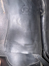 Load image into Gallery viewer, 17.5” 2016 Custom Monoflap Dressage Saddle