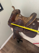 Load image into Gallery viewer, 14” Double J Western Barrel Saddle