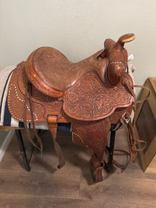 15” Hereford TexTan Western Saddle