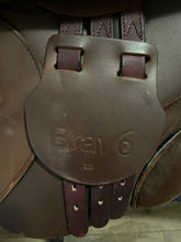 Load image into Gallery viewer, 18” Duett English Saddle