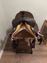 Load image into Gallery viewer, 15” Wintec Synthetic Western Saddle