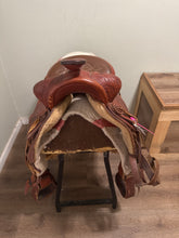 Load image into Gallery viewer, 15” Western Saddle