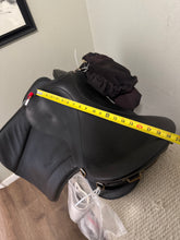 Load image into Gallery viewer, 19” Reactor Pannel VSD Summit Dressage Saddle