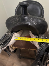 Load image into Gallery viewer, 15” Western Saddle