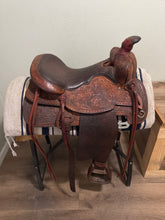 Load image into Gallery viewer, 15” Western Saddle