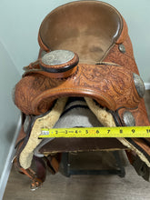 Load image into Gallery viewer, 17” Broken Horn Western Saddle