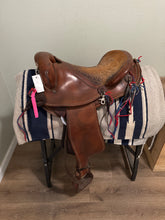 Load image into Gallery viewer, 15.5” Easy Rider Endurance Saddle