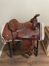 Load image into Gallery viewer, 15” Western Saddle