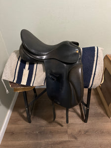 18” Rembrandt Dressage Saddle