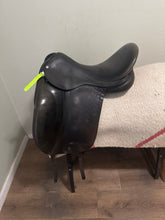 Load image into Gallery viewer, 18” Custom Dressage Saddle