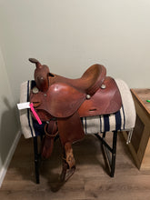Load image into Gallery viewer, 15” Western Saddle