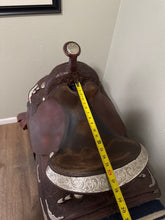 Load image into Gallery viewer, 15.5” Circle Y Equitation Saddle