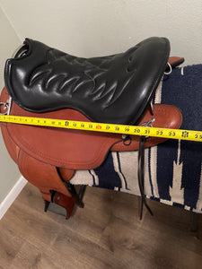 16” Kevin Parrish Endurance Saddle