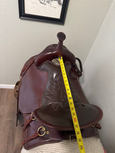 Load image into Gallery viewer, 17” Tucker Western Saddle