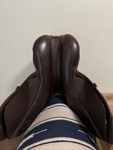 17” Stubben Roxanne Jump Saddle