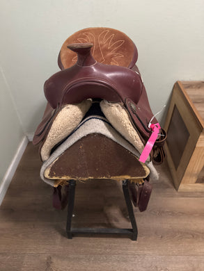 15.5” Synthetic Western Saddle