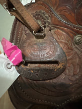 Load image into Gallery viewer, 15.5 Billy Cook Western Rope Saddle