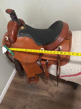 Load image into Gallery viewer, 16” Dakota Roper Western Saddle