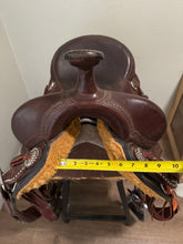 Load image into Gallery viewer, 17” Jays Custom Leather Western Saddle