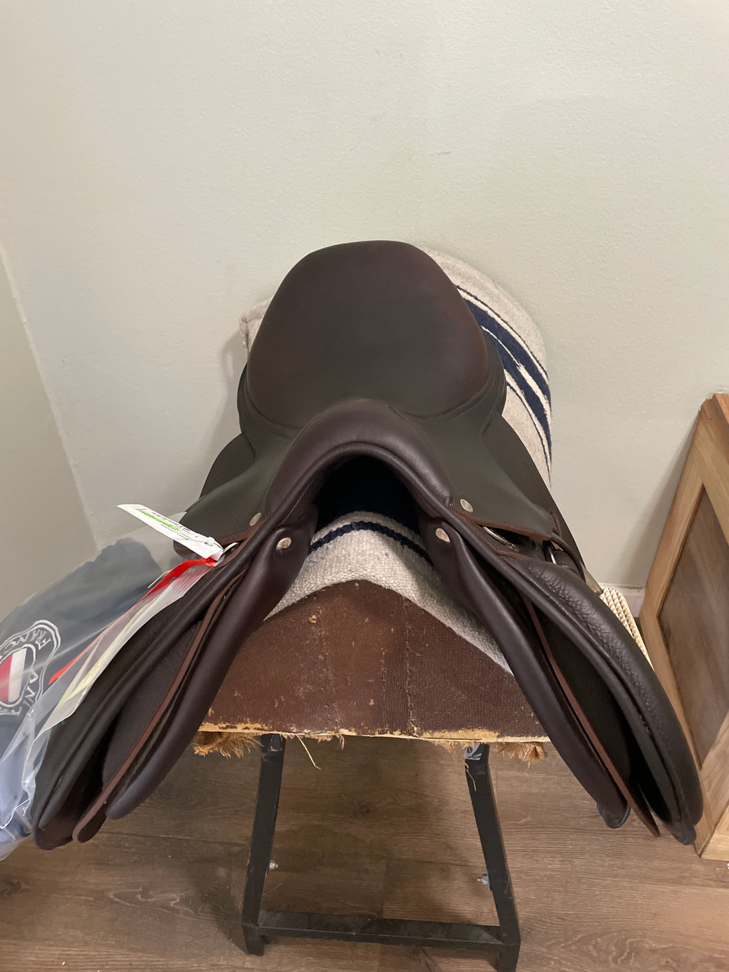 17” Antares Connexion Jump Saddle