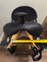 Load image into Gallery viewer, 16” Wintec Synthetic Western Saddle